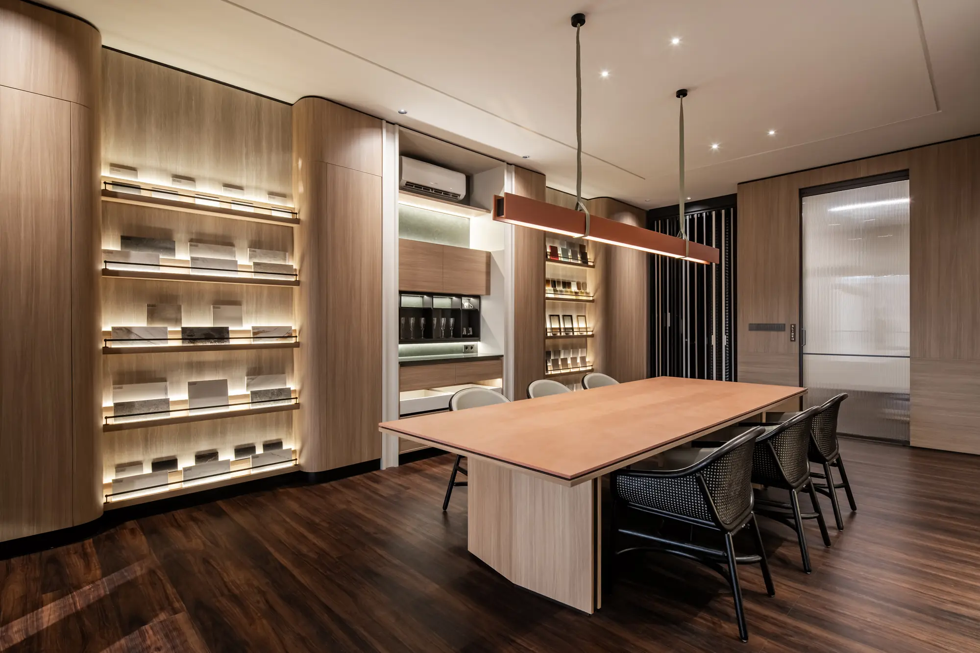 Inspace Studio interior — view 7