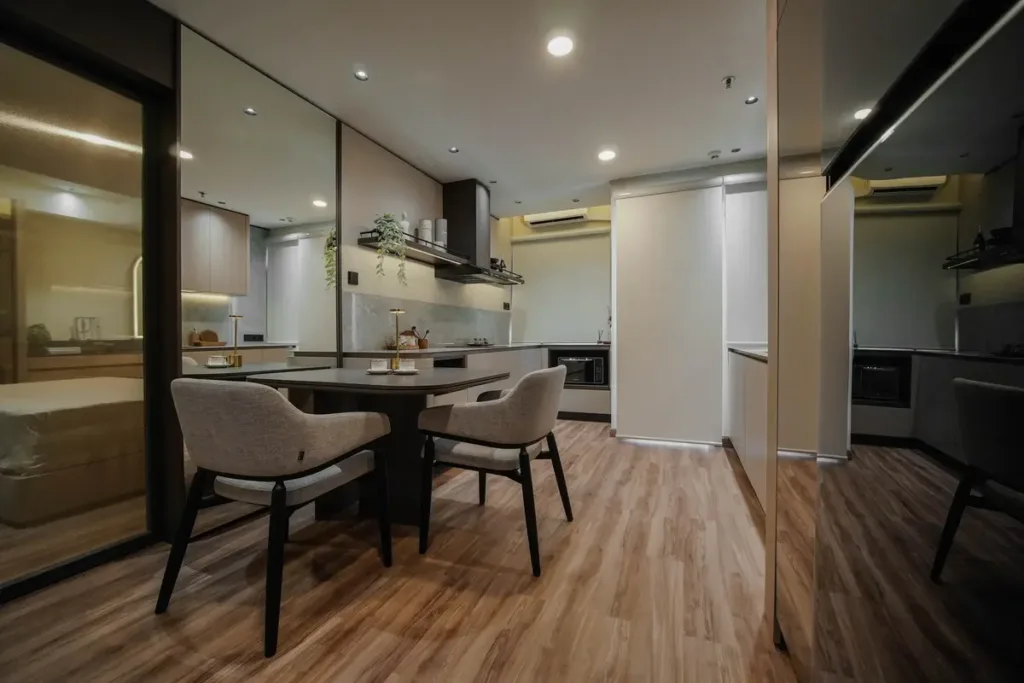 E Apartment