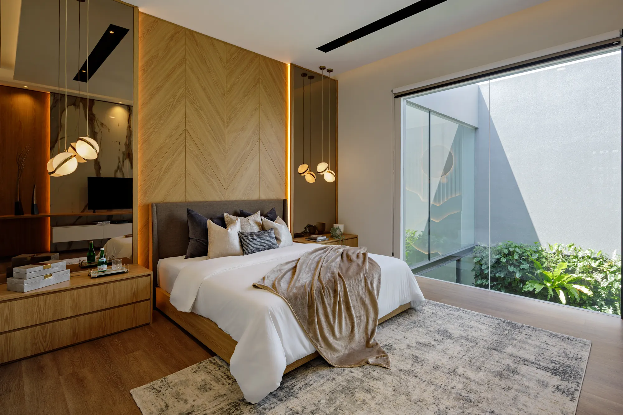I Residence — photo 2